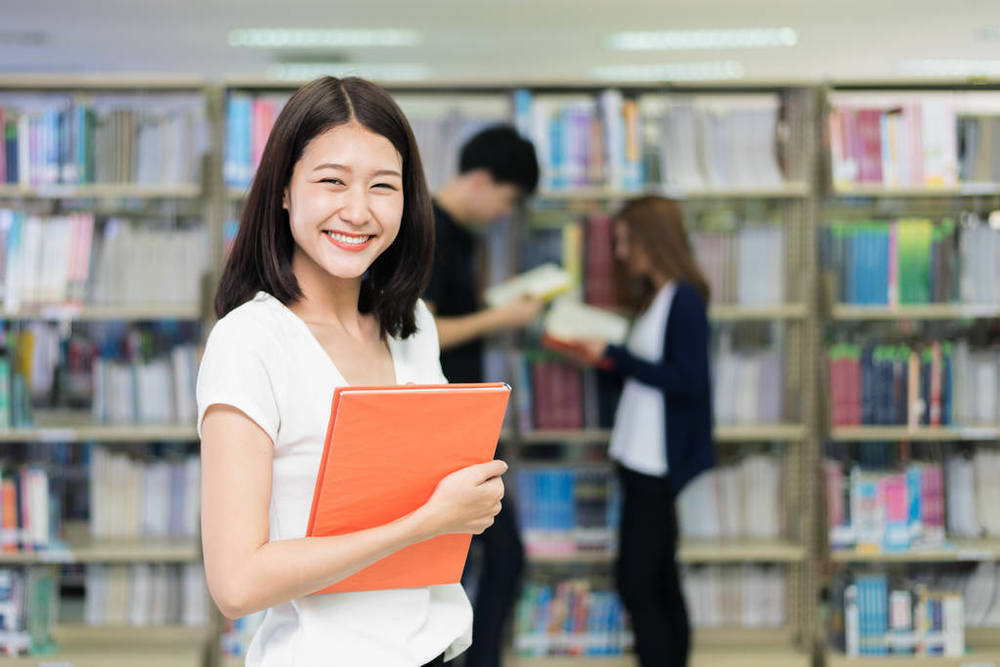 美国波士顿大学留学一年花费多少钱？
