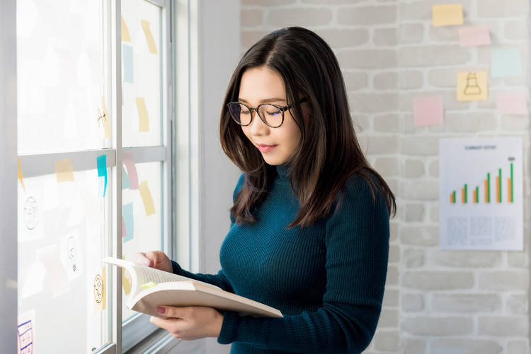 2024年浙江读工艺美术专业的中专学校有哪些？