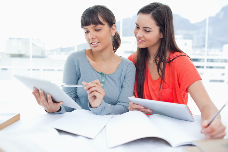 深圳市盐港中学简介,深圳市盐港中学介绍